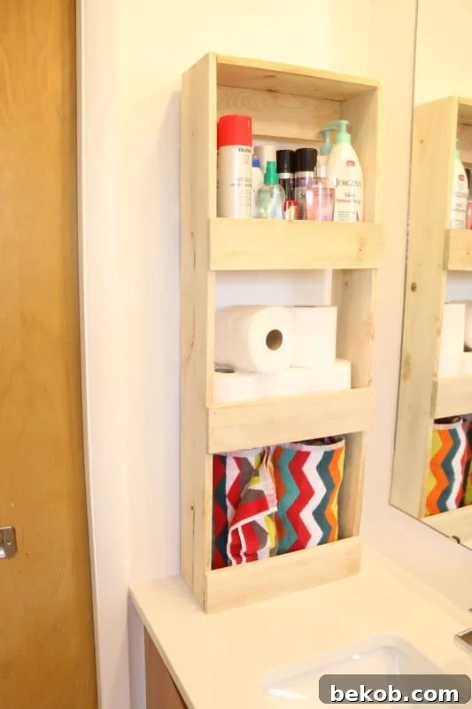 Easy To Build Rustic Wood Wall Bin For Bathroom Storage #remodelaholic