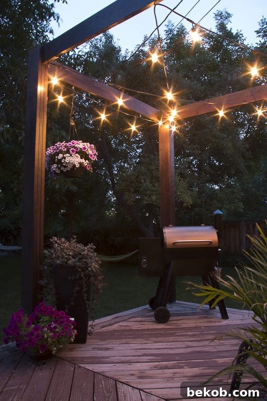 Modern Deck Pergola with outdoor lighting