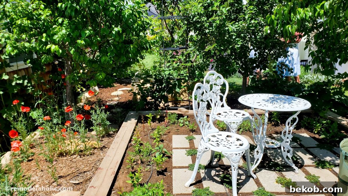 Cinderblock cap stone patio