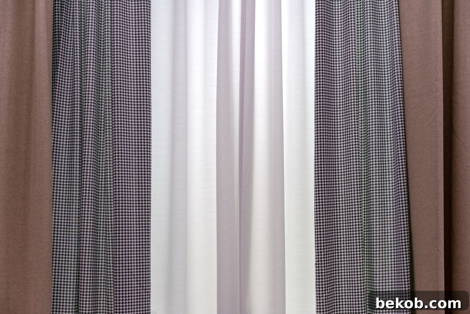 Layered Curtains for Light Control and Privacy
