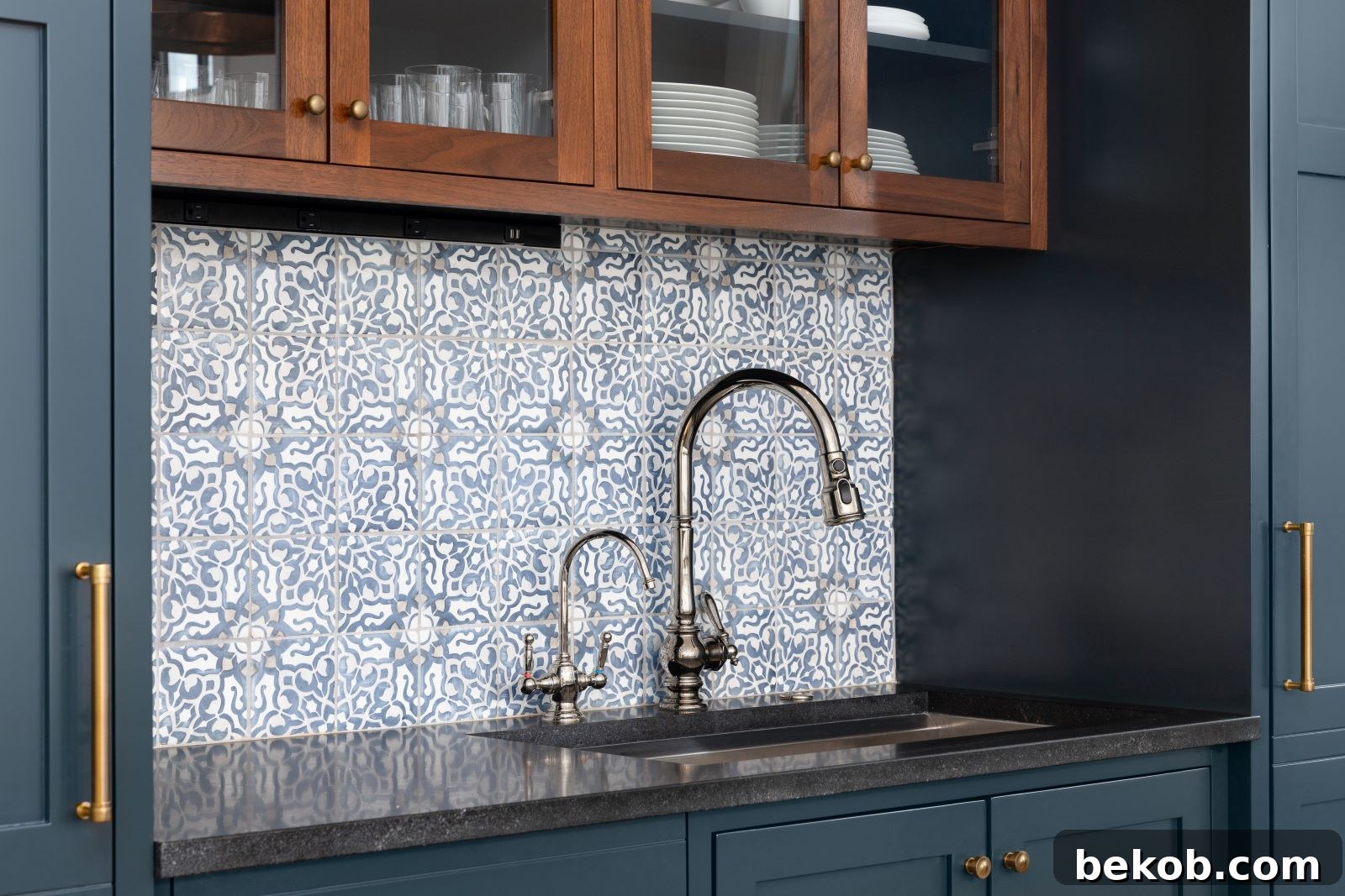 Vibrant Mosaic Kitchen Backsplash Design