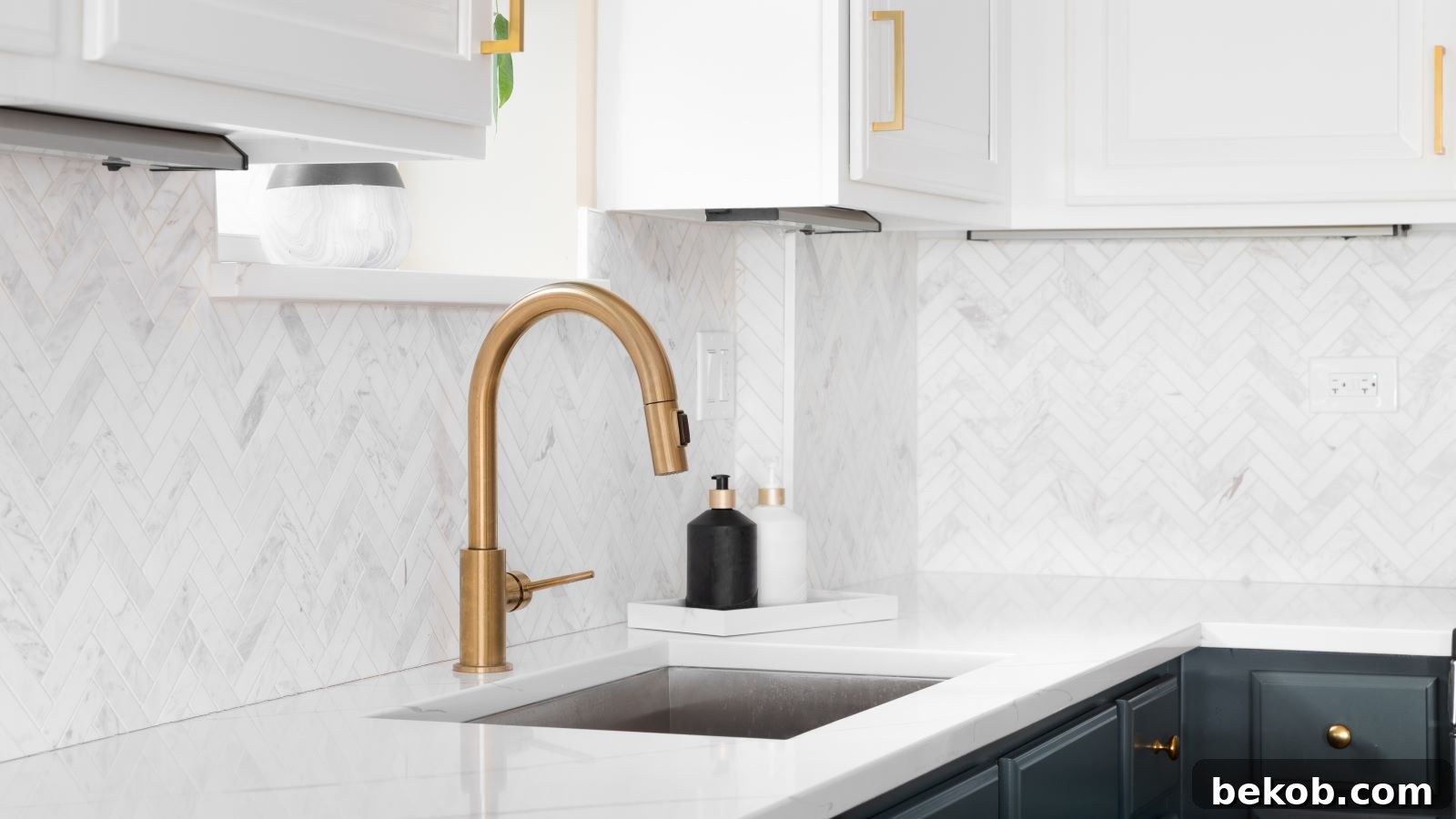 Creative DIY Non-Tile Kitchen Backsplash Ideas