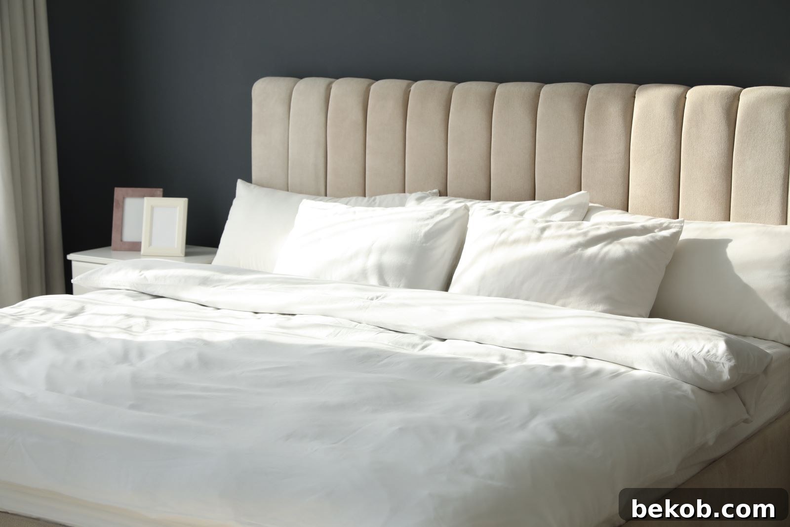 15 Simple Secrets to a Continuously Inviting Home Scent 4 Comfortable Bed