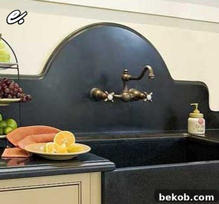 Curvy Integrated Kitchen Backsplash