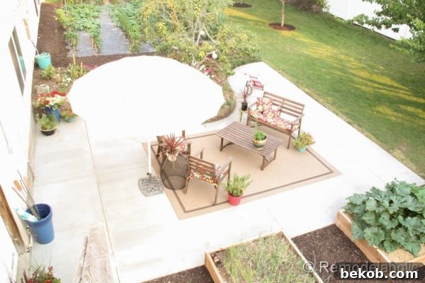 Outdoor Seating Area on Concrete Patio