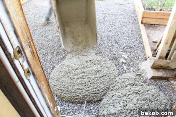 Tamping Concrete for Level Surface