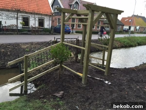 modified Gothic arch arbor with trellis gate 02, Rae's Nomady inspired by @Remodelaholic