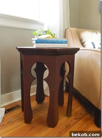 Moroccan Flair: Modern Design with a North African Soul 10 moroccan style side table
