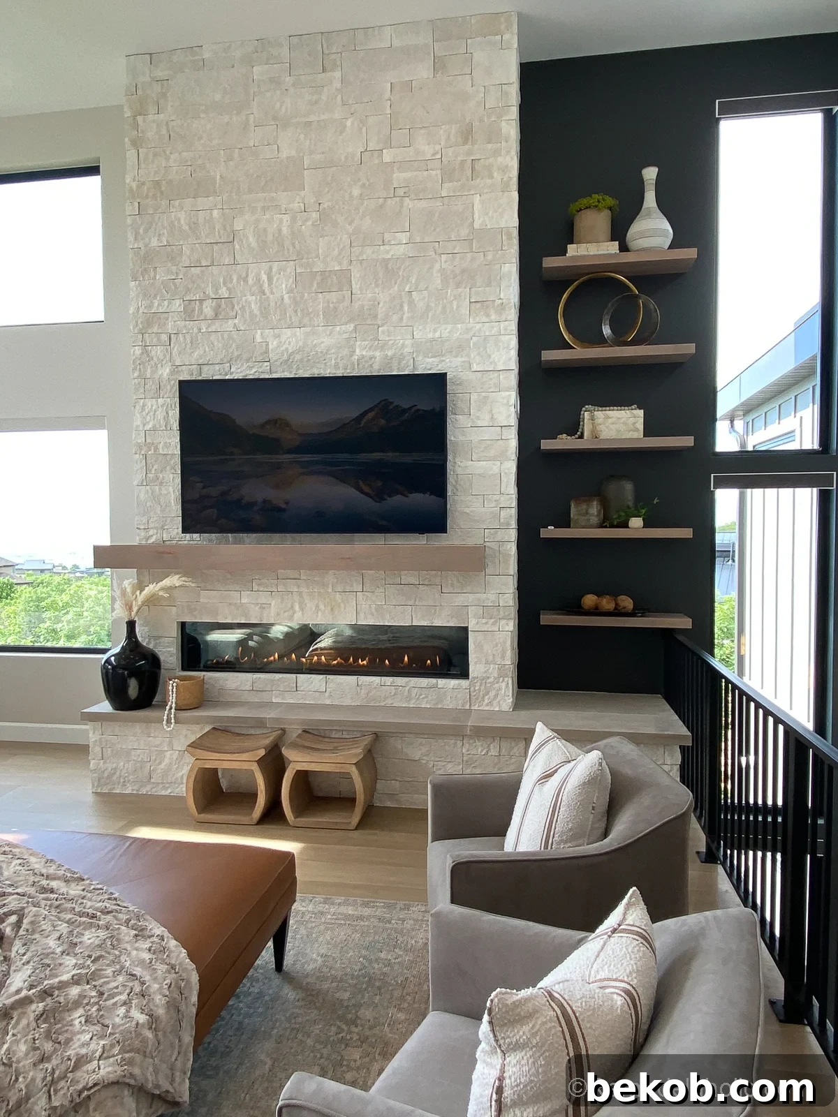 UVP23 H2 Summit Construction Designer New View Design (78) Remodelaholic Tall Walls Decorating