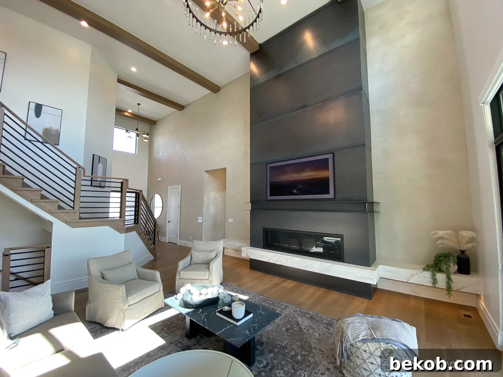 UVP23 H21 Kaizen Custom Homes D Eclectic Design Co Remodelaholic Tall Walls Decorating Ideas (2)