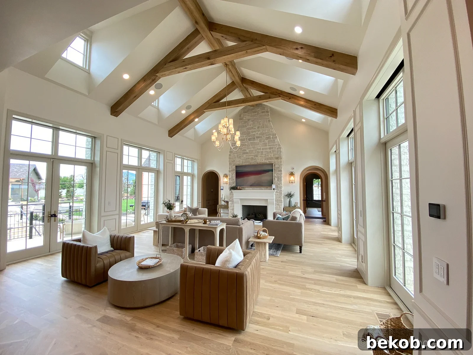 UVP23 H23 Davies Design Build D Maven Design Manifold Interior Design Remodelaholic Tall Walls Decorating