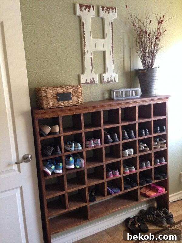 how to build a vintage style mail sorter to organize shoes @Remodelaholic