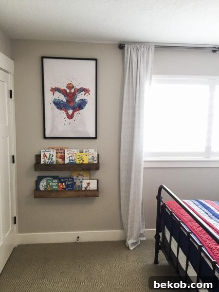 Pocket Shelf in Boy's Room