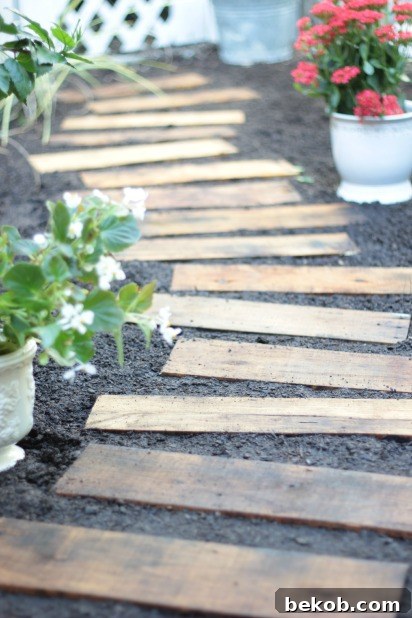pallet-walkway-the-space-between